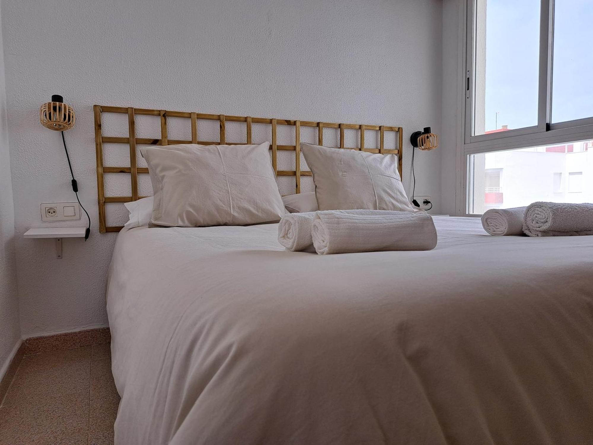 Atico Primera Linea De Playa Con Vistas Al Mar-Climatizado-Wifi-Parking 엘푸에르토데산타마리아 외부 사진